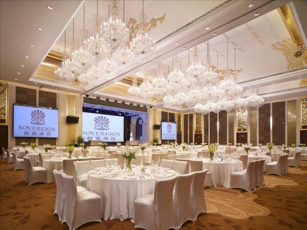 Sovereign Hotel Zhanjiang Zewnętrze zdjęcie