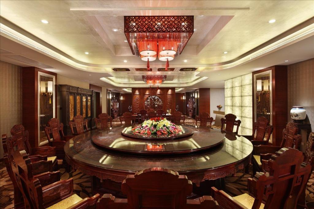 Sovereign Hotel Zhanjiang Zewnętrze zdjęcie