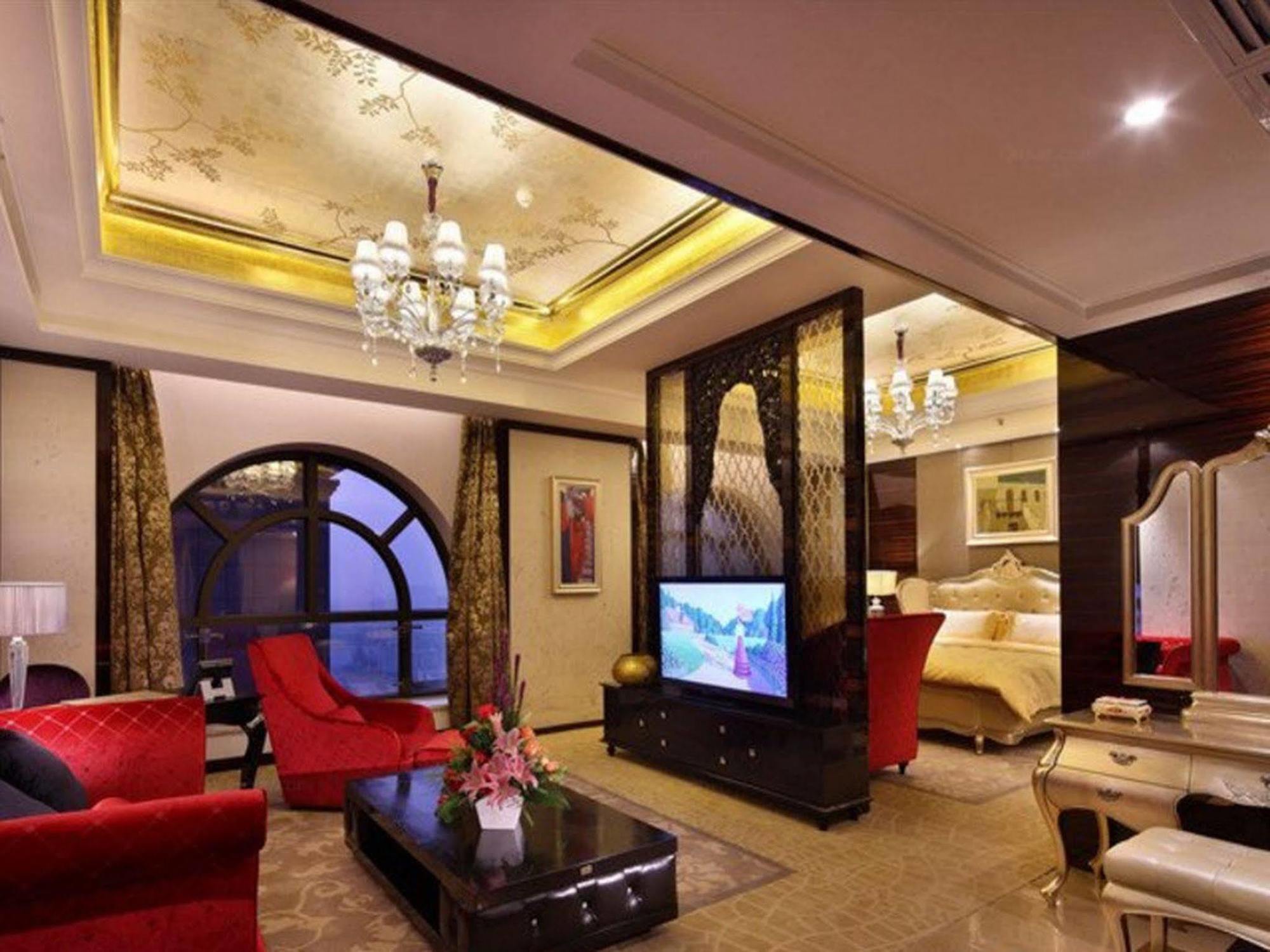 Sovereign Hotel Zhanjiang Zewnętrze zdjęcie